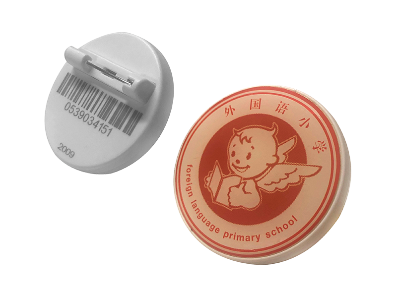 Thẻ RFID phù hiệu trường học 2.4G